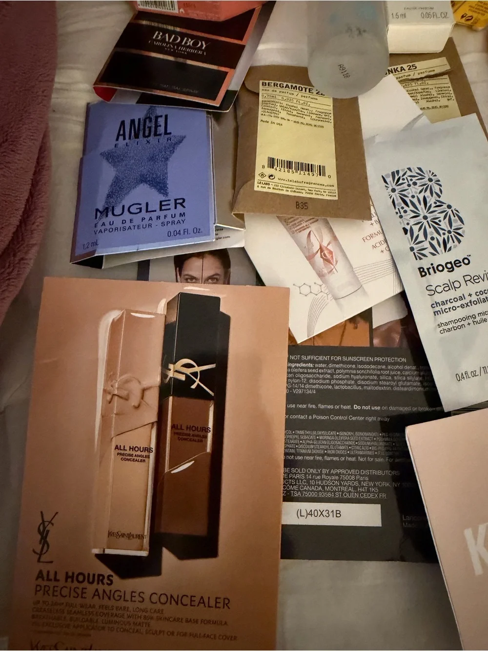 Assorted Beauty & Fragrance Sample Lot - Neutral, Pink, Gold Accents
